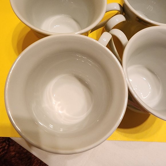 Adorable Pink Lilly footed mugs - set of 4 Gibson Saratoga - New - Picture 9 of 15